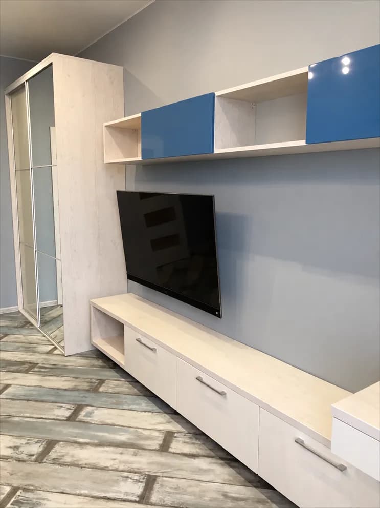 Миниатюра 2 проекта Мебель для спальни с синими акцентами
